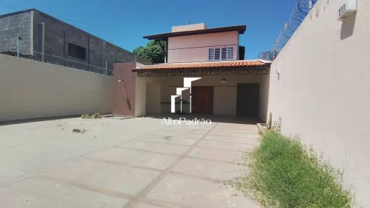 Casa com 4 Quartos para alugar, 190m² no Ininga, Teresina