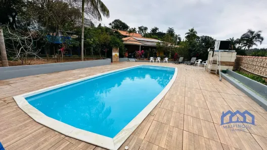 Fazenda/Sítio com 4 Quartos à venda, 1100m² no Moreiras, Mairinque