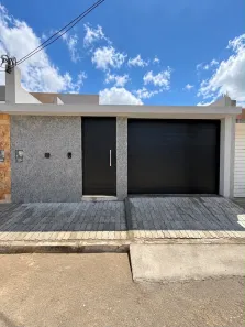 Casa com 3 Quartos à venda, 109m² no Indianópolis, Caruaru