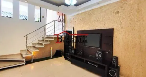 Sobrado com 3 Quartos para alugar, 135m² no Parque Novo Oratório, Santo André