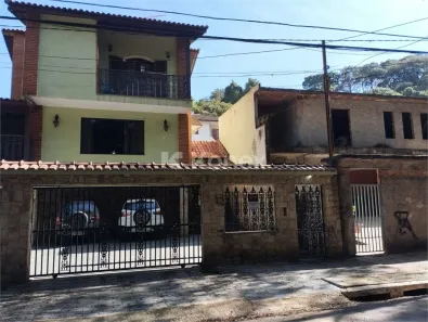 Sobrado com 4 Quartos à venda, 259m² no Jardim Guapira, São Paulo