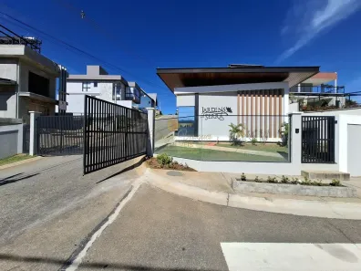 Lote/Terreno à venda, 684m² no Ermitage, Teresópolis