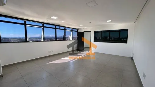 Sala Comercial à venda, 55m² no Vila Brasileira, Itatiba