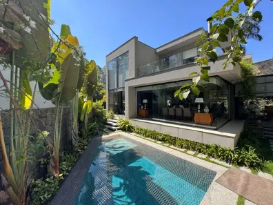 Casa de Condomínio com 3 Quartos para venda ou aluguel, 460m² no Tamboré, Santana de Parnaíba