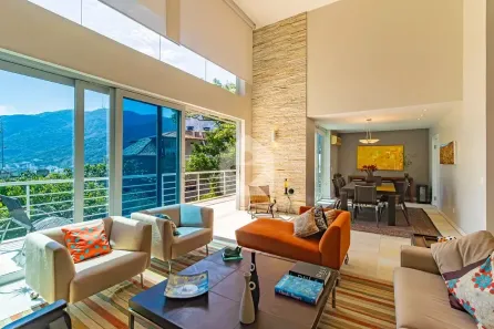 Casa com 4 Quartos à venda, 270m² no Lagoa, Rio de Janeiro