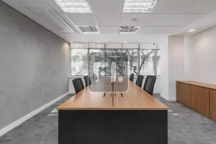 Sala Comercial para alugar, 390m² no Vila São Francisco (Zona Sul), São Paulo