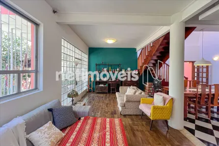 Casa com 5 Quartos à venda, 270m² no Floresta, Belo Horizonte