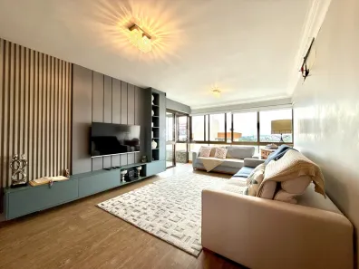 Apartamento com 3 Quartos à venda, 119m² no Jardim Itu, Porto Alegre
