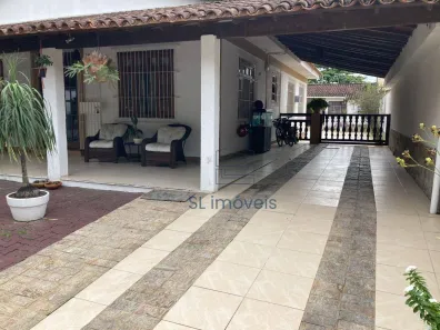 Casa com 4 Quartos à venda, 191m² no Extensão do Bosque, Rio das Ostras