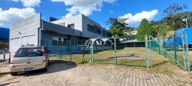 Ponto Comercial para alugar, 750m² no Santa Cruz da Serra, Duque de Caxias