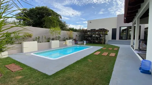 Casa com 3 Quartos à venda, 400m² no Santiago, Araguari