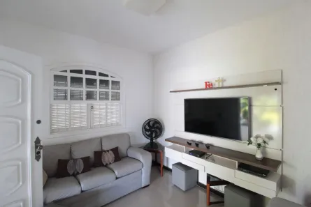 Casa com 3 Quartos à venda, 411m² no Santa Mônica, Belo Horizonte