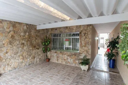 Casa com 3 Quartos para alugar, 141m² no Jardim Guanca, São Paulo