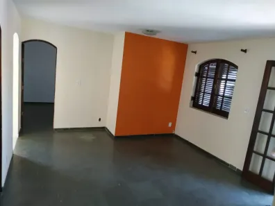 Casa com 2 Quartos para alugar, 50m² no Jardim Itacolomi, São Paulo