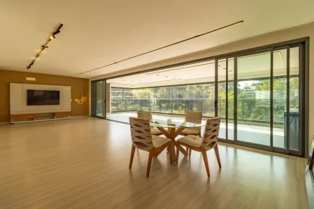 Apartamento com 3 Quartos para alugar, 330m² no Jardim Fonte do Morumbi, São Paulo