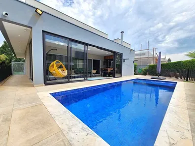 Casa de Condomínio com 3 Quartos à venda, 304m² no Granja Viana, Carapicuíba