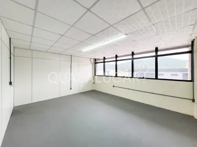 Sala Comercial para alugar, 25m² no São Cristóvão, Tubarão