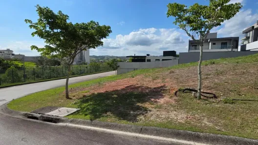 Lote/Terreno à venda, 610m² no Condomínio Residencial Colinas do Paratehy, São José dos Campos