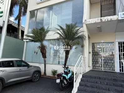 Ponto Comercial para alugar, 360m² no Lídice, Uberlândia