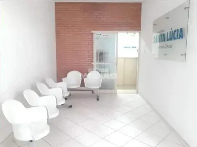 Prédio Comercial para alugar, 160m² no Centro, Uberlândia