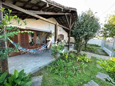Casa com 4 Quartos à venda, 250m² no Penedo, Itatiaia