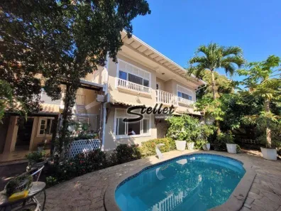 Casa com 10 Quartos para venda ou aluguel, 500m² no Bosque da Praia, Rio das Ostras