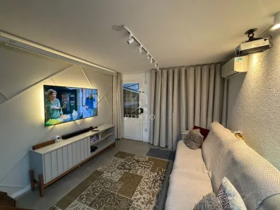 Sobrado com 2 Quartos à venda, 58m² no Nossa Senhora do Rosário, Caxias do Sul