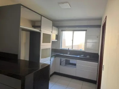 Sobrado com 2 Quartos à venda, 102m² no Nova Palhoça, Palhoça