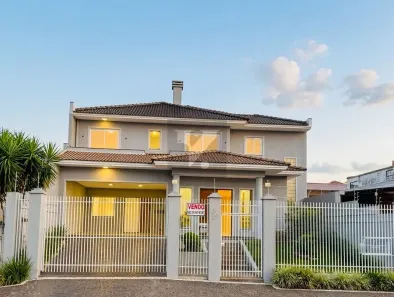 Casa com 3 Quartos à venda, 429m² no Uvaranas, Ponta Grossa