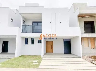 Sobrado com 3 Quartos à venda, 192m² no Rio Madeira, Porto Velho