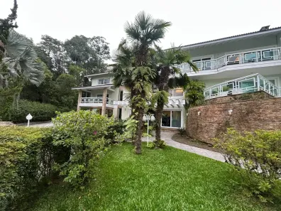 Casa de Condomínio com 4 Quartos à venda, 714m² no Carlos Guinle, Teresópolis