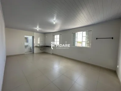 Kitnet para alugar, 32m² no Vila Guilhermina, Montes Claros