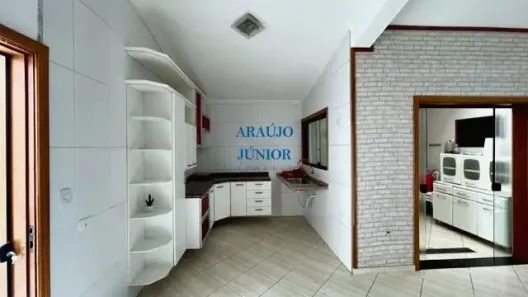 Casa com 2 Quartos à venda, 100m² no Chácara Machadinho I, Americana