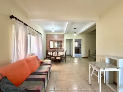 Casa com 4 Quartos à venda, 197m² no Jardim Itu, Porto Alegre