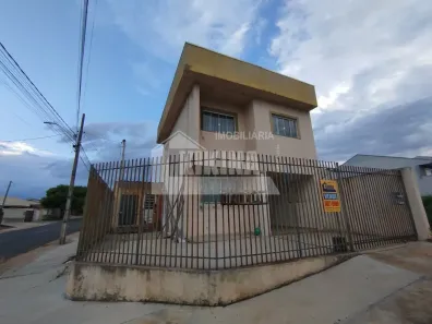 Sobrado com 3 Quartos à venda, 78m² no Uvaranas, Ponta Grossa