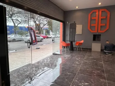 Galpão/Depósito/Armazém à venda, 2100m² no Cambuci, São Paulo