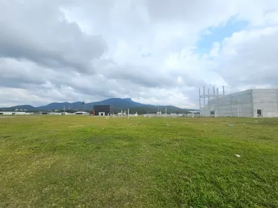 Lote/Terreno à venda, 2156m² no Sertão do Maruim, São José