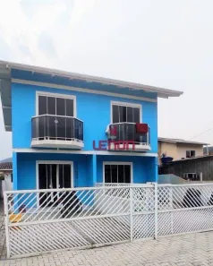 Sobrado com 4 Quartos à venda, 140m² no Sertãozinho, Bombinhas