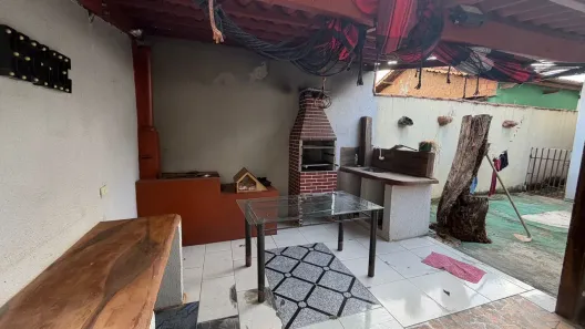 Casa com 4 Quartos à venda, 176m² no Jardim Tiradentes, Aparecida de Goiânia