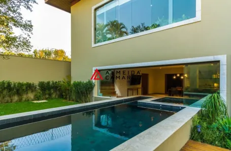 Casa com 5 Quartos à venda, 645m² no Jardim Everest, São Paulo