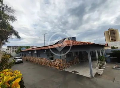 Casa com 3 Quartos para alugar, 393m² no Centro-Sul, Várzea Grande