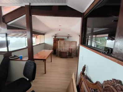 Sobrado com 7 Quartos à venda, 800m² no Itaipu, Niterói