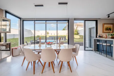 Casa de Condomínio com 4 Quartos à venda, 263m² no Vila Nova, Porto Alegre