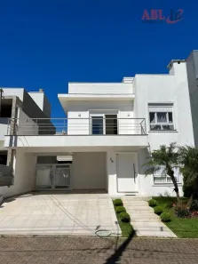 Sobrado com 3 Quartos à venda, 210m² no Central Park, Cachoeirinha