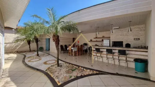 Casa com 3 Quartos à venda, 220m² no Jardim Amélia, Americana