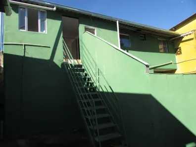 Casa com 3 Quartos para alugar, 42m² no Novo Progresso, Contagem