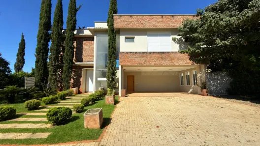 Sobrado com 4 Quartos à venda, 600m² no Park Lozandes, Goiânia