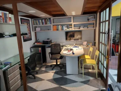 Casa com 4 Quartos à venda, 285m² no Imbiribeira, Recife