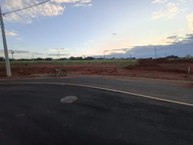 Lote/Terreno à venda, 391m² no Aclimação, Uberlândia