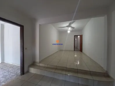 Casa com 3 Quartos para alugar, 187m² no Jardim América, Bauru